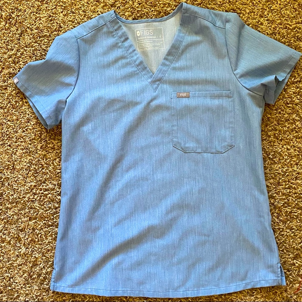 Figs scrub top S
